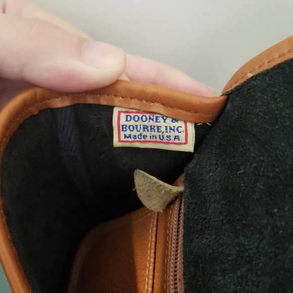 (SOLD!)Dooney & Bourke Vintage, AWL, Matching Crossbody Purse & Wallet Bundle - Picture 10 of 16